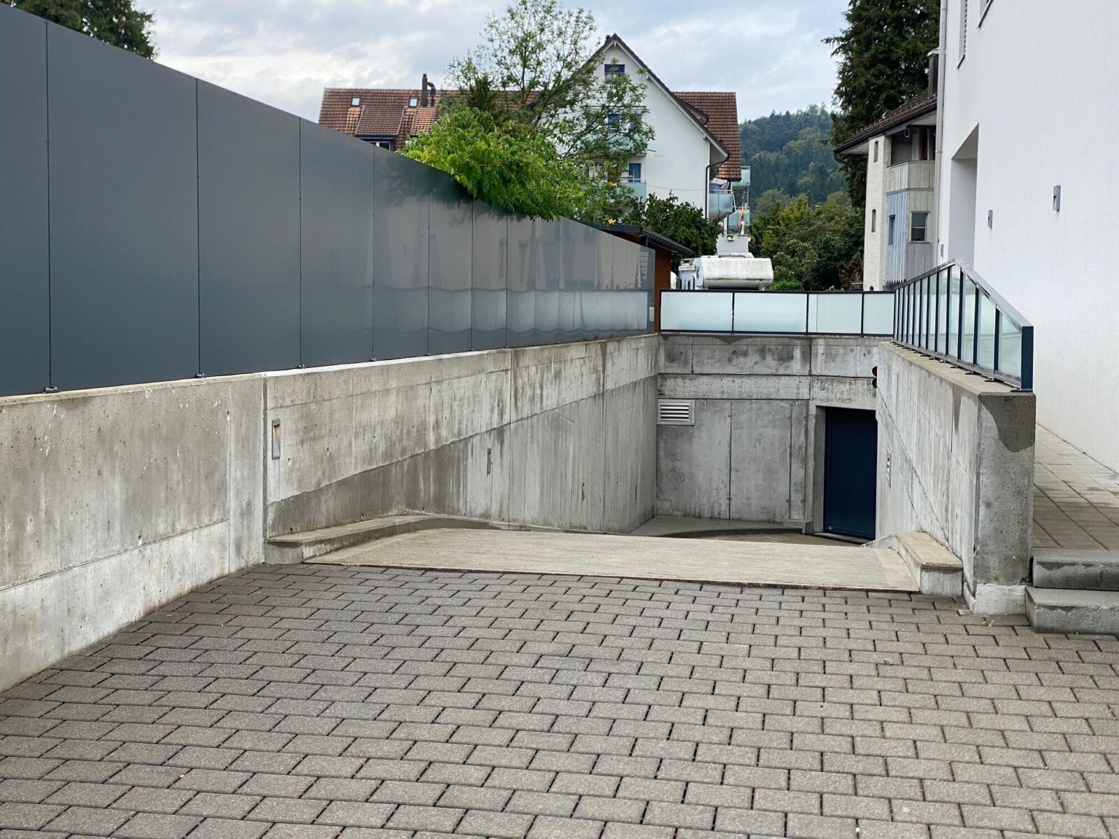 Tiefgaragenparkplatz Rechts