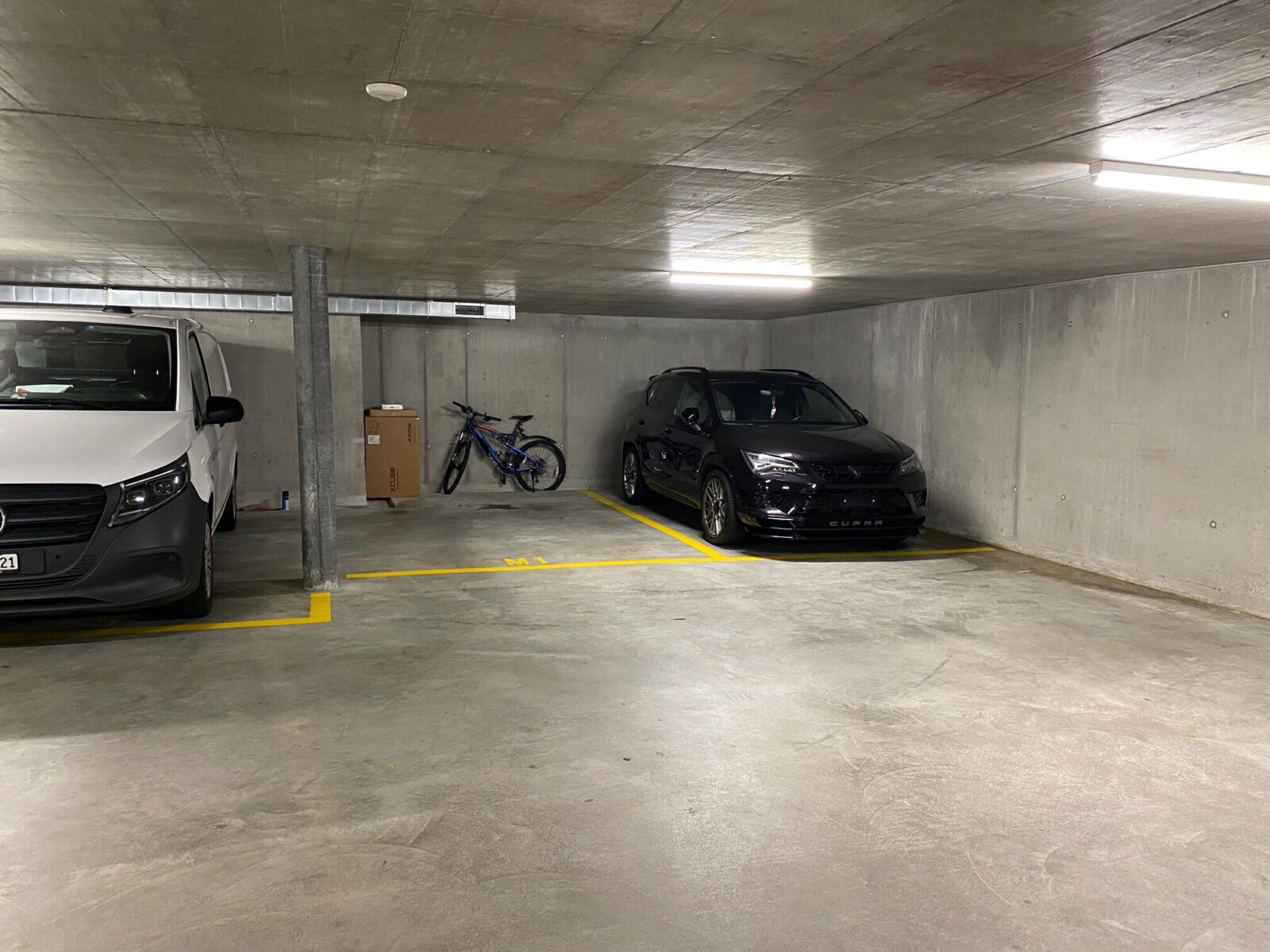 Tiefgaragenparkplatz Rechts